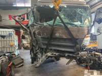 豪沃牌厢式运输车