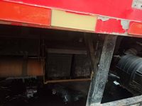 豪沃ZZ5047XXYC3315E145厢式运输车