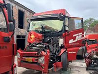 解放JH6(燃气)牵引车高顶