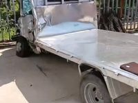 上汽通用五菱 五菱荣光新卡 手动档 (LZW1030LT6B)