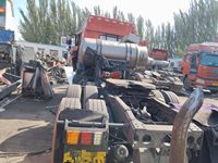 悍V(燃气)牵引车高顶