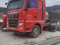 汕德卡G7H牵引车半高顶