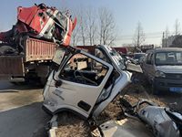 福田牌厢式运输车