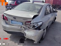 2015 悦翔V5