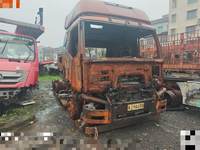 解放CA4250P66K24T1A5E半挂牵引汽车