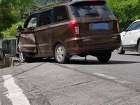 五菱LZW6449GBU多用途乘用车