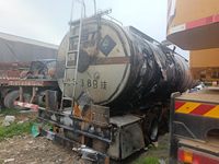 瑞江瑞江WL9400GRYL铝合金易燃液体罐式运输半挂车