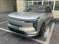  智己LS9