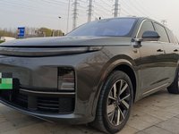  理想L7