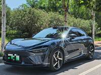 2025 小米YU7