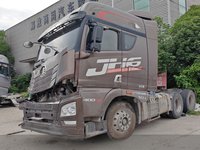 解放(一汽青岛) 解放JH6(P25)  424马力 牵引车 手动档 (CA4259P25K2T1E5A80)
