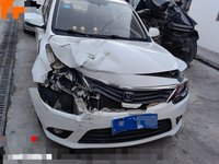 2016 悦翔V3